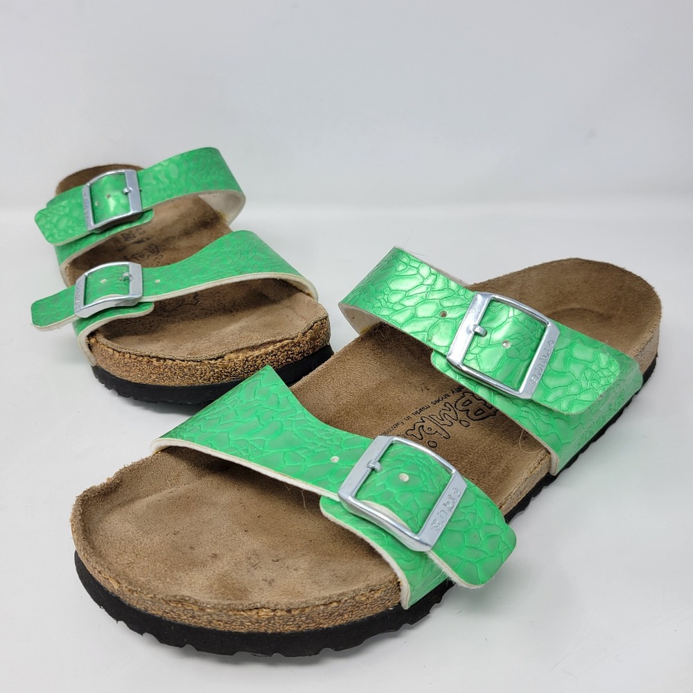 Bright Green Birkis